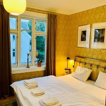 Big 10 Min Walk From Citycenter-swimmingpool Βίλα