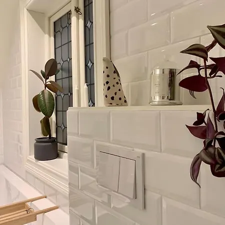 Big 10 Min Walk From Citycenter-swimmingpool Βίλα *