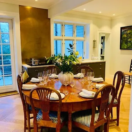 Βίλα Big 10 Min Walk From Citycenter-swimmingpool Στάβανγκερ