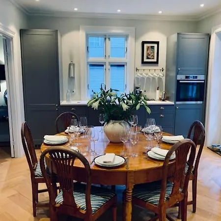 Βίλα Big 10 Min Walk From Citycenter-swimmingpool